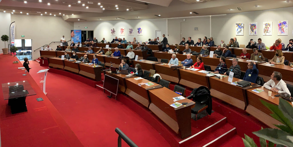 Près de 100 personnes à la réunion annuelle HYDRO BV